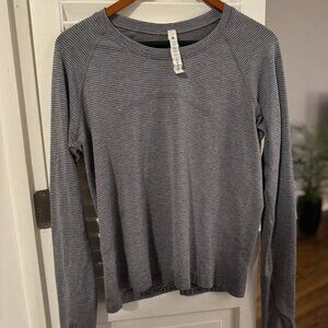 Lululemon Swiftly Tech LS 2.0 Long Sleeve Shirt - Size 12
